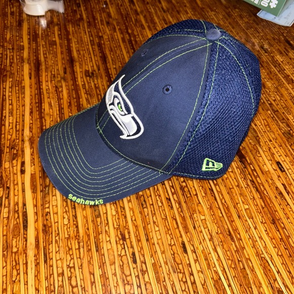 Seattle Seahawks Hat New Era Size L/XL 39Thirty Flex Stretch Fitted NFL Navy - Picture 2 of 6